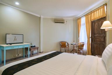 Deluxe, Double Bed
