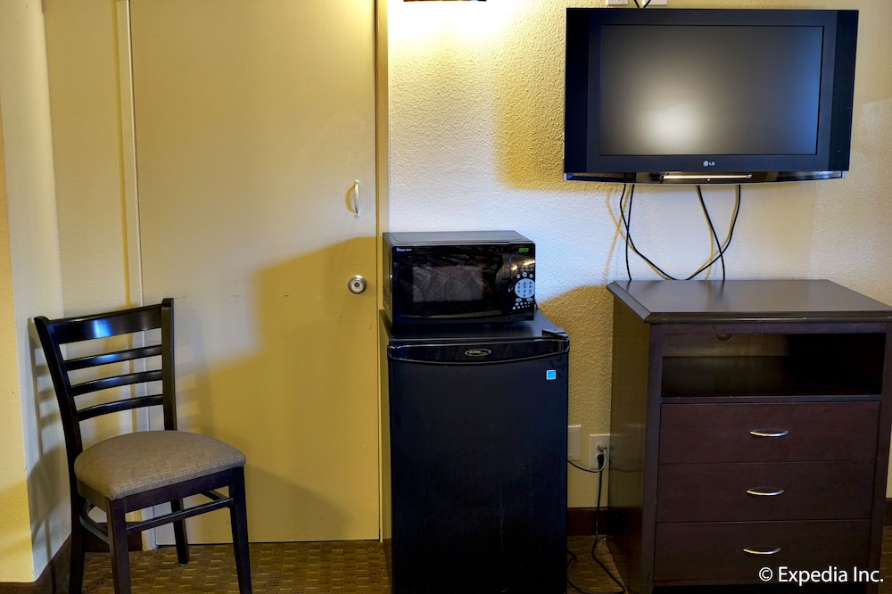 Lemon Heights Inn 47/58