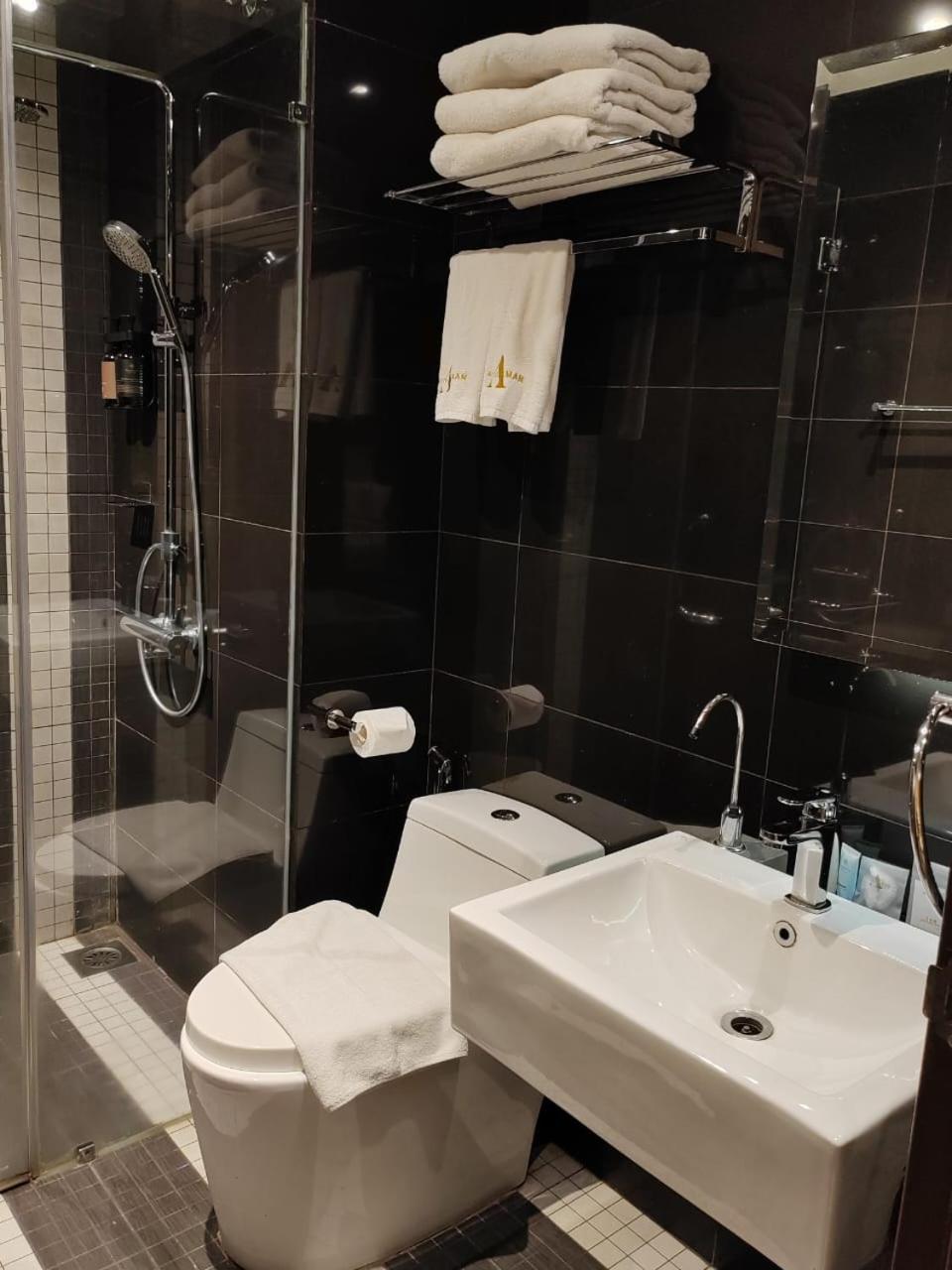 Hotel Damai Kuala Lumpur 41/43