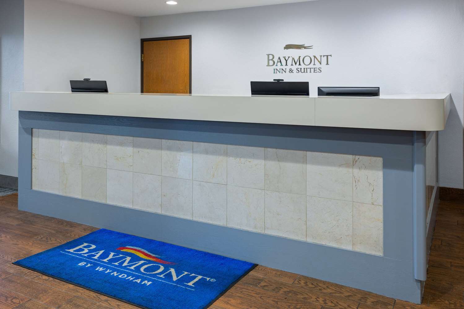 Baymont By Wyndham Lagrange 6/16