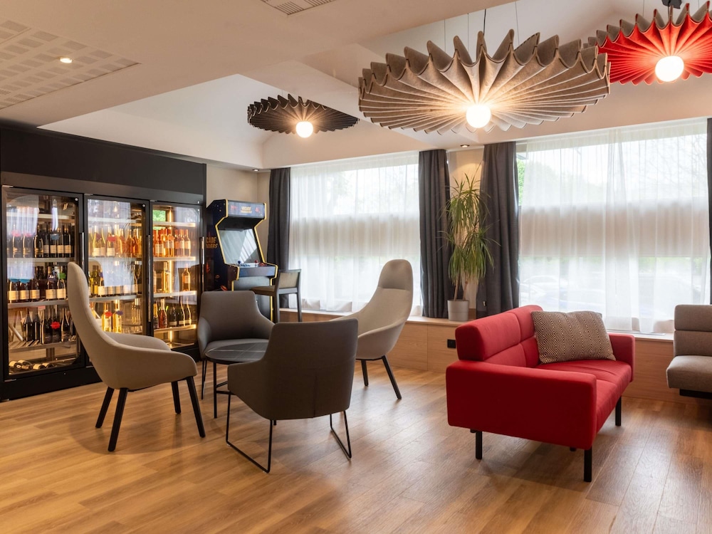 Ibis Lyon Est Bron 45/67