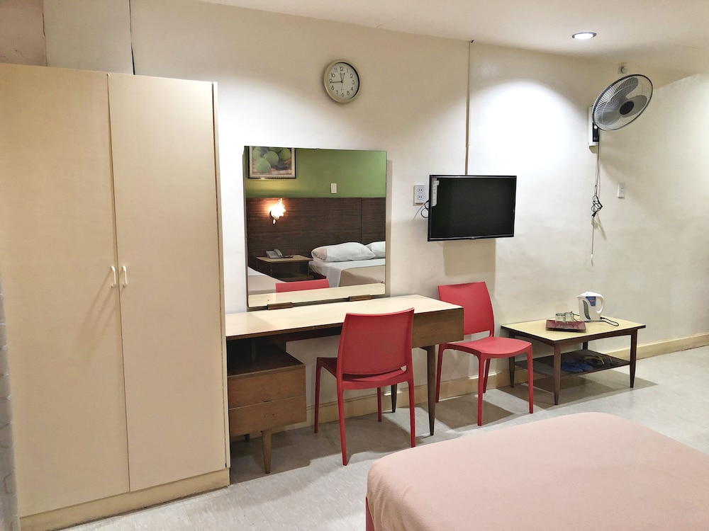 Best Fortune Hotel 37/38