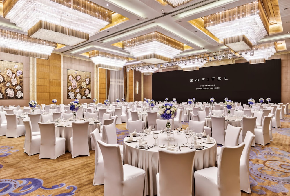 Sofitel Guangzhou Sunrich 68/76