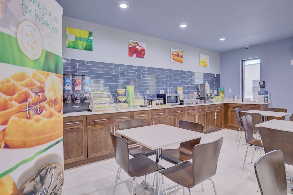 Quality Inn and Suites Suffolk 28/43