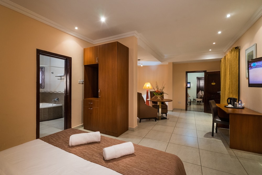 Midindi Hotel 44/61