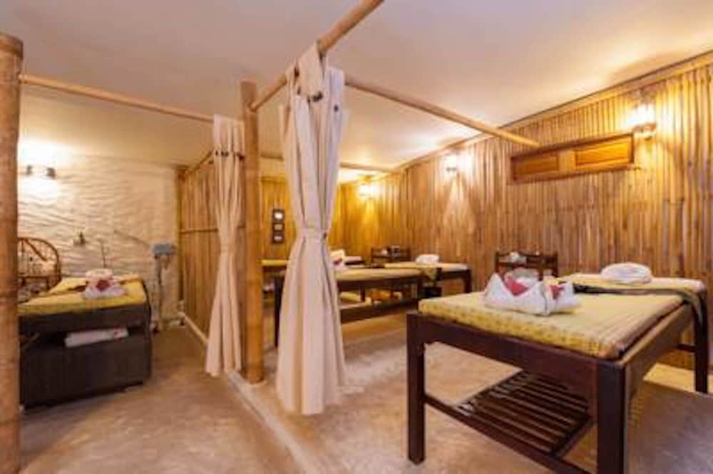 Majestic Sea View Resort 21/50