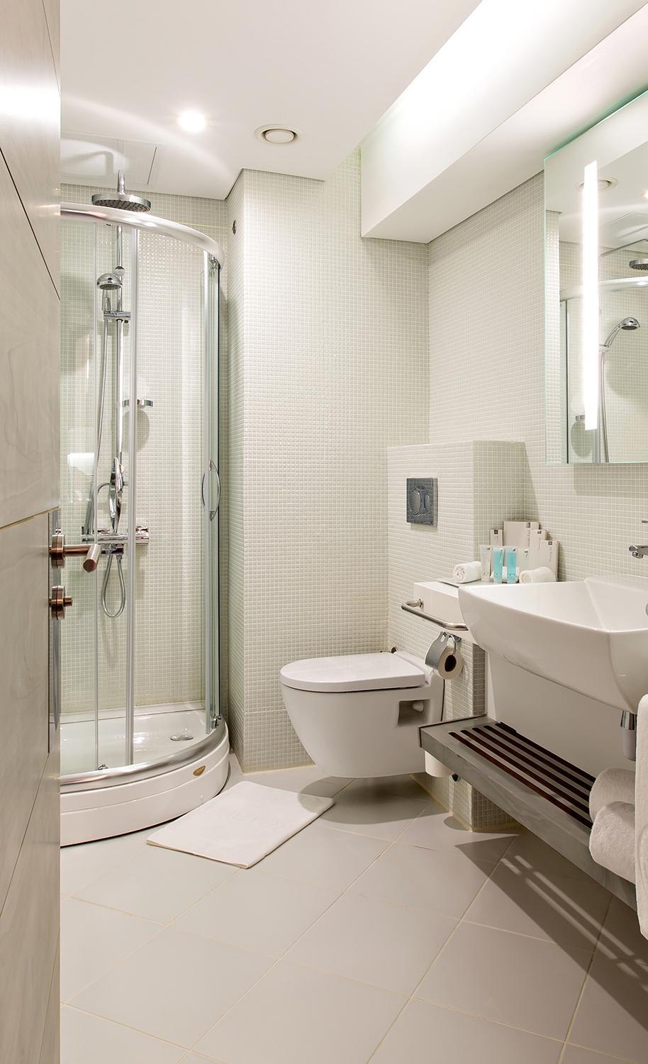 1 Bedroom, Suite, Double Bed, Sea View, Burgu Arjaan by Rotana Istanbul Asia 2/2