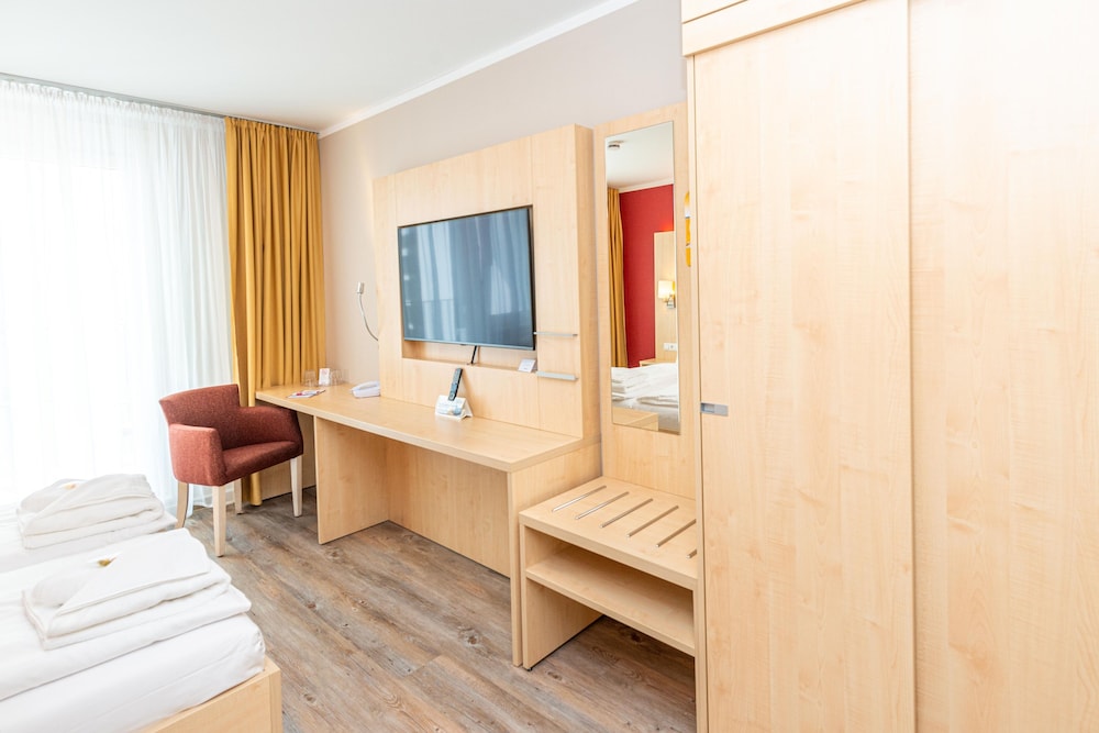 Das Hotel an der Stadthalle - Rostock Hauptbahnhof 45/45