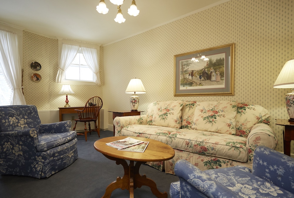 The Red Lion Inn 28/47