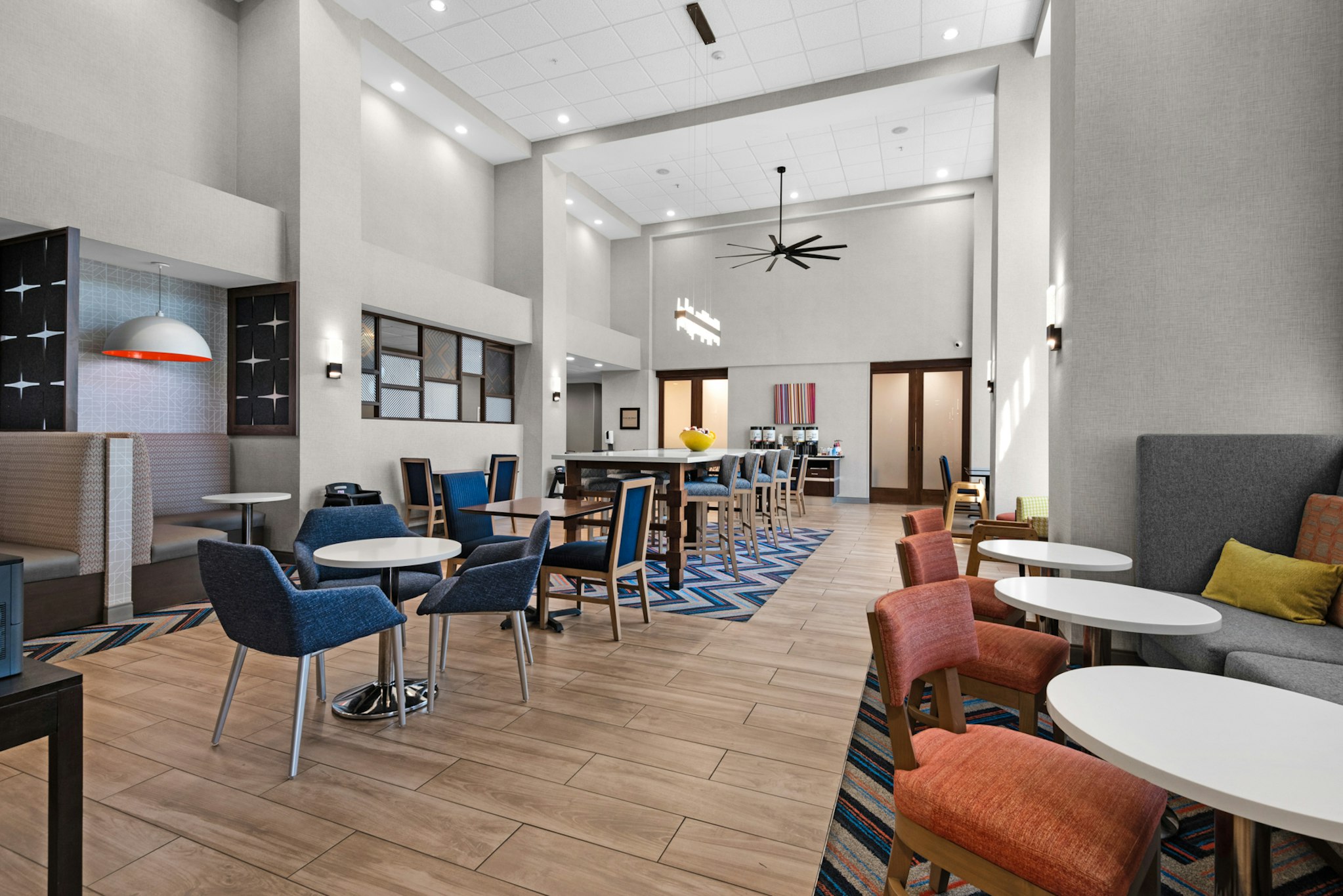 Hampton Inn Suites Pensacola I 10 North At University Town Plaza 46/57