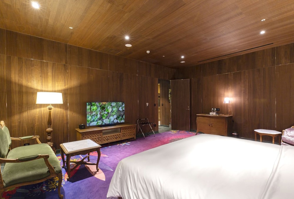 Inhouse Hotel Grand 31/65