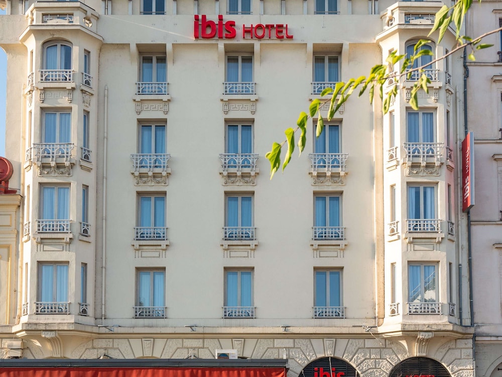 Ibis Lyon Centre Perrache Hotel photo1