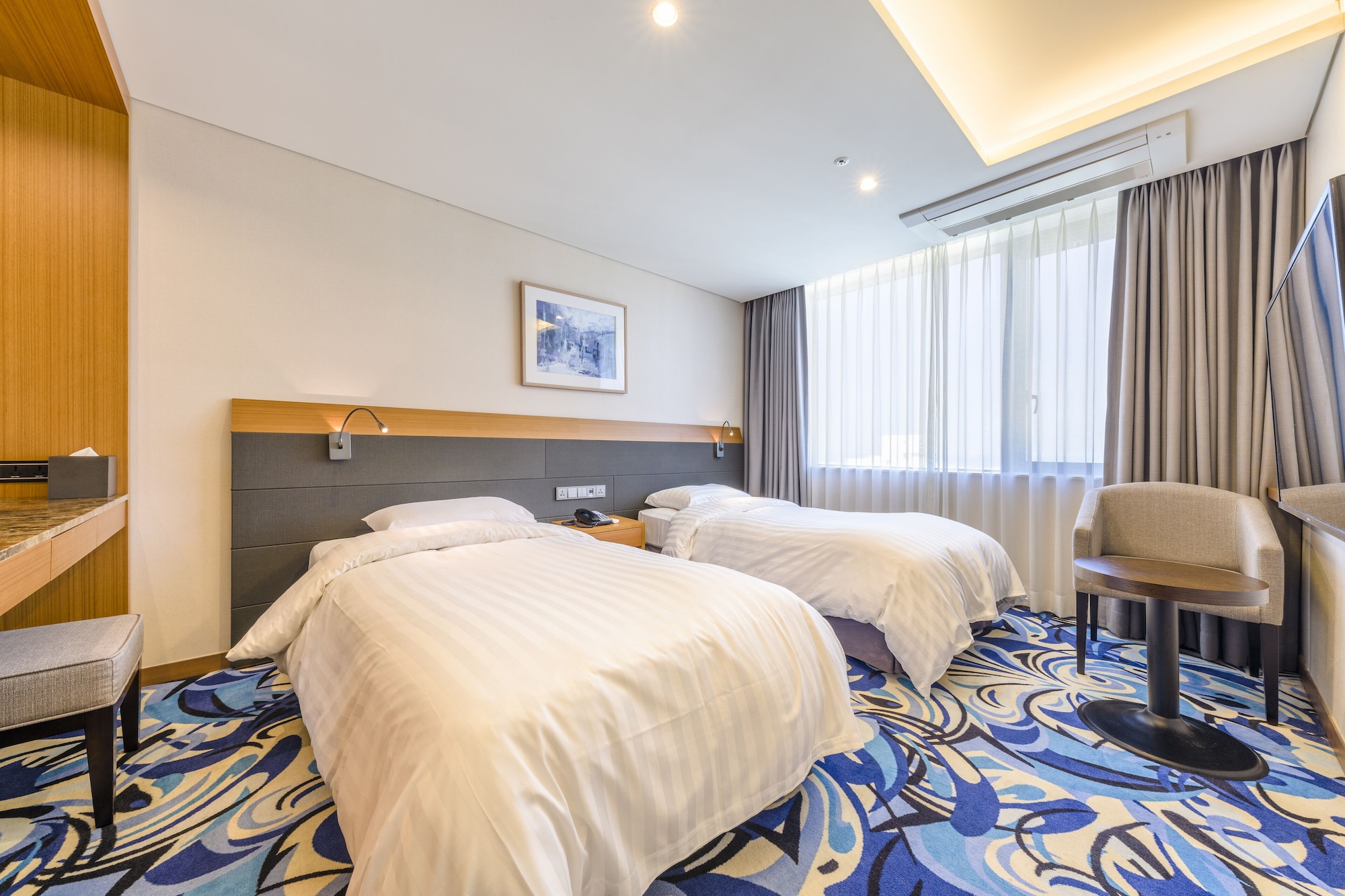 SUPERIOR, TWIN BEDS