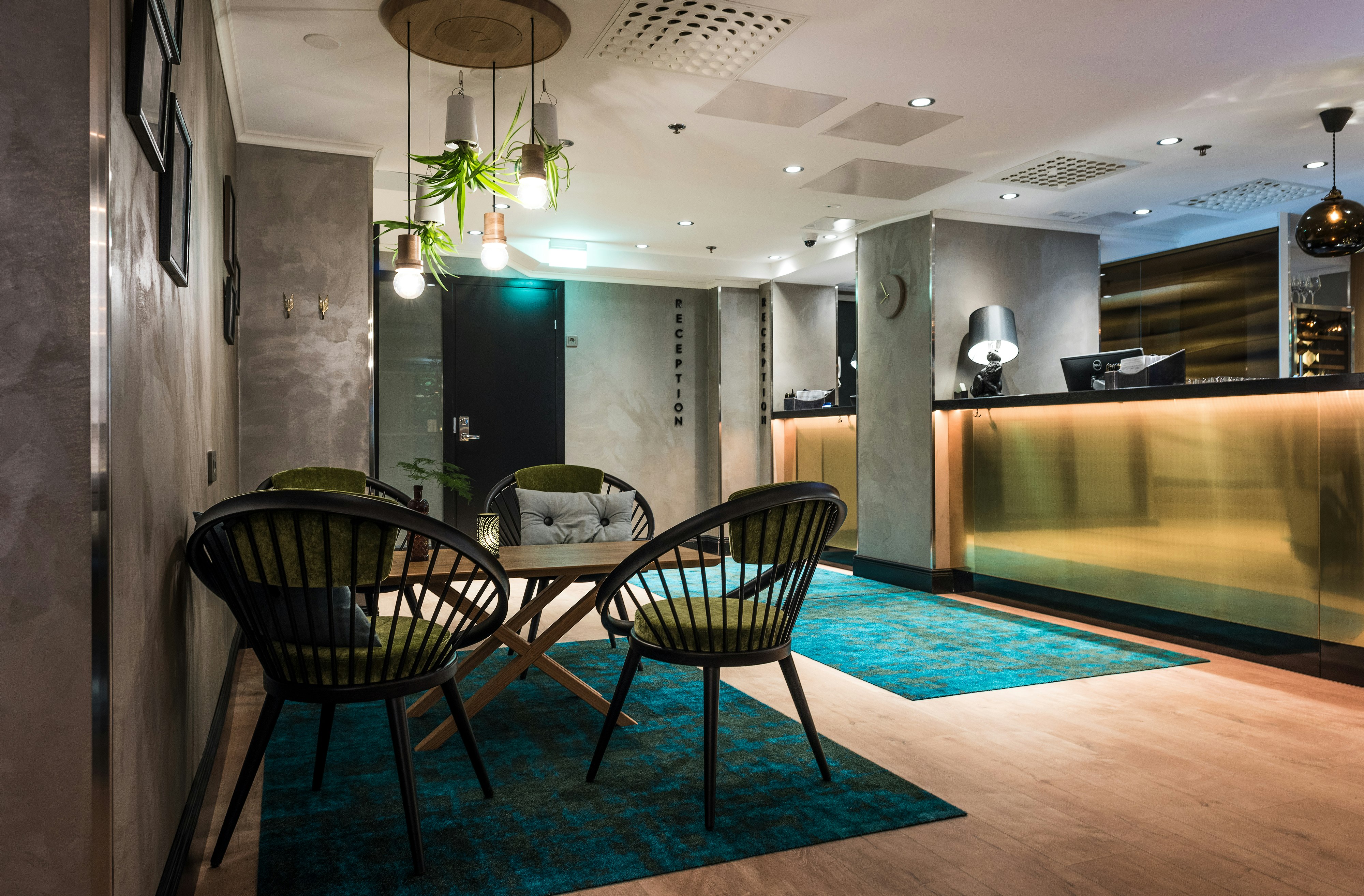 Hotel Verso 3/29