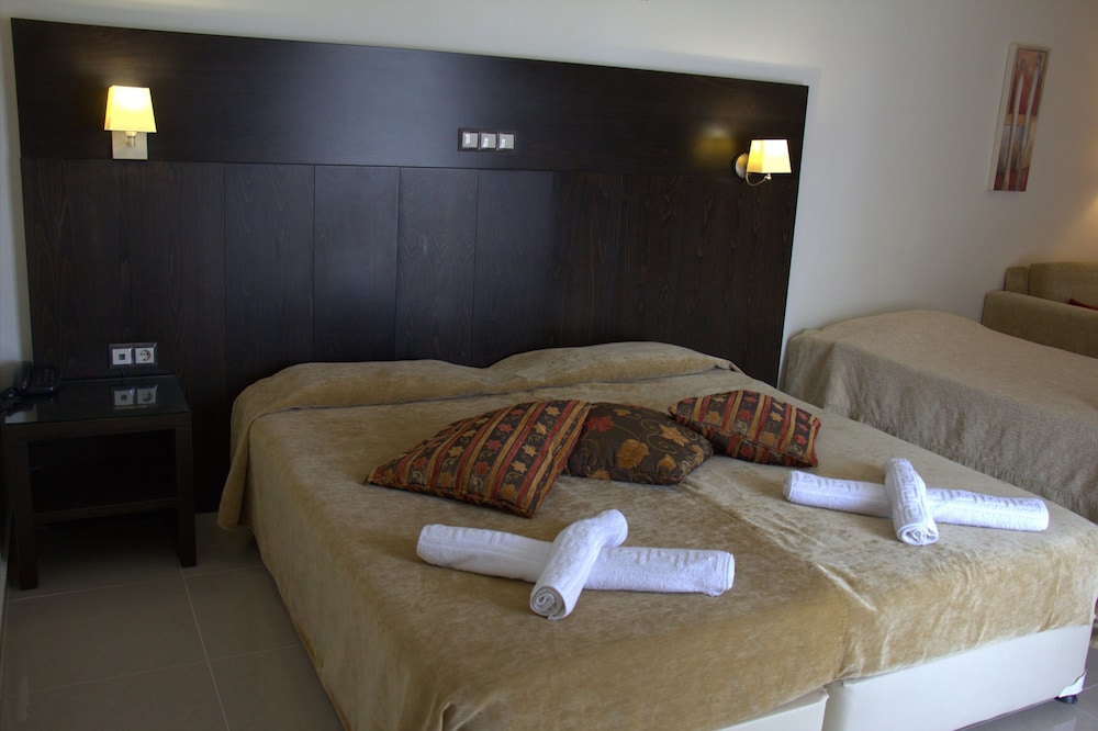 Hanioti Grandotel 26/71