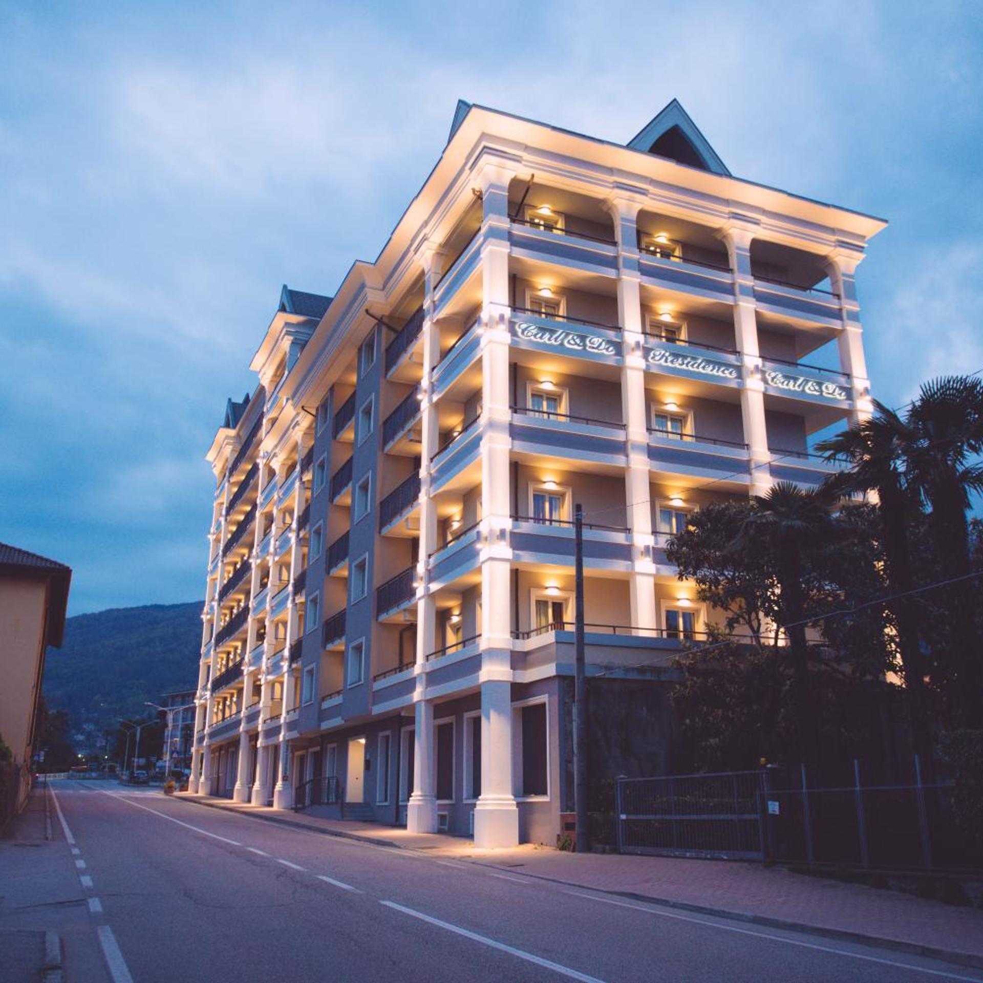 RESIDENCE CARL & DO 7/59