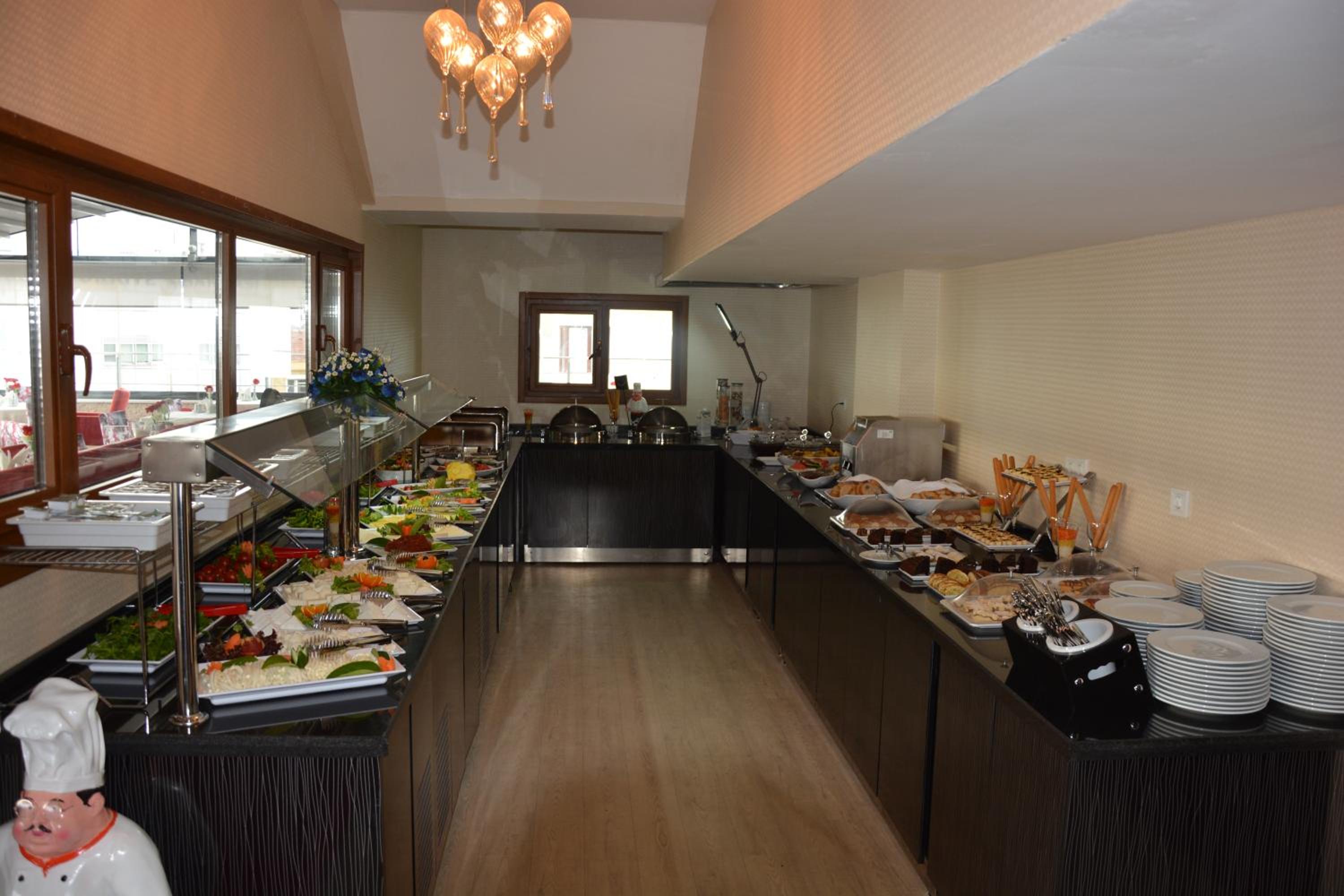 Grand Karot Hotel 40/56
