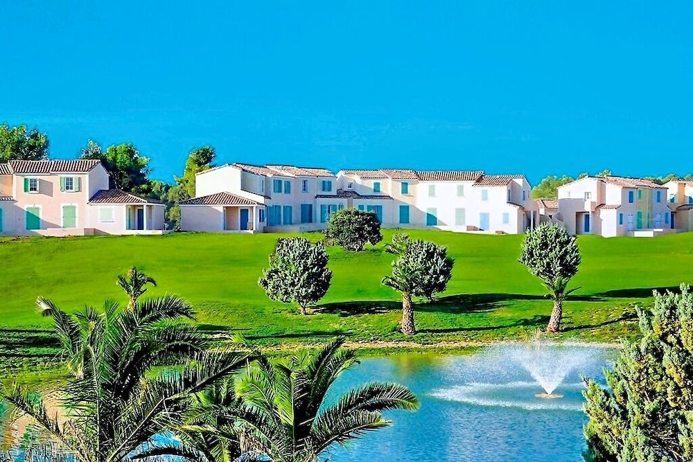 Terres de France Residence de la Cabre d'Or 45/61