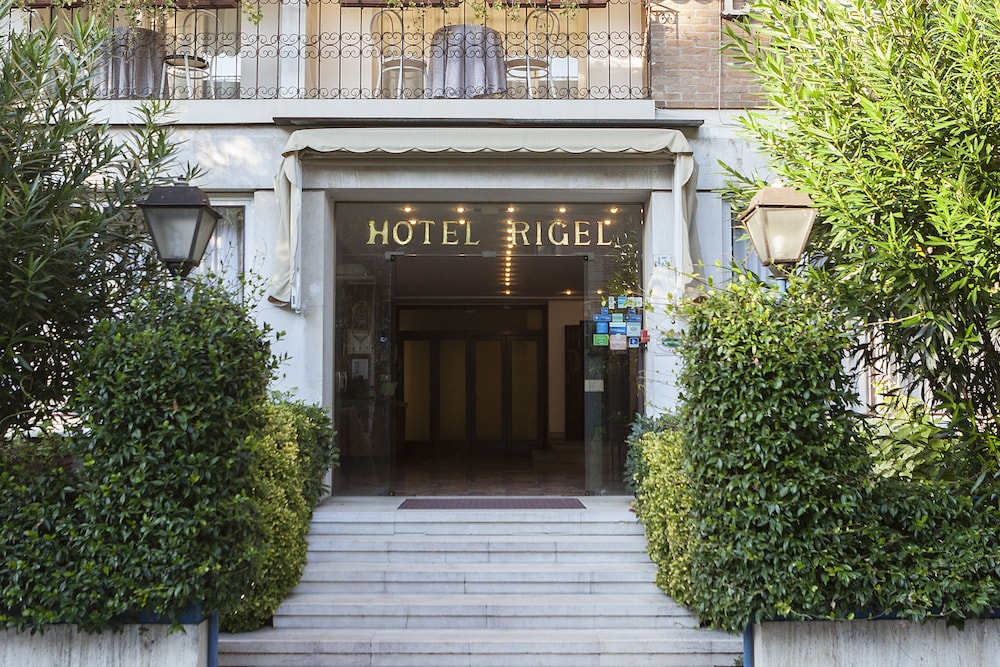 Rigel Hotel 4/73