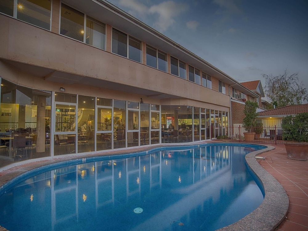 ibis Styles Canberra 7/78