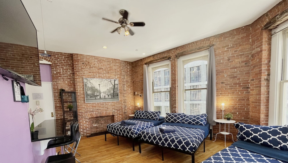 Macy Empire Apartments 32/50