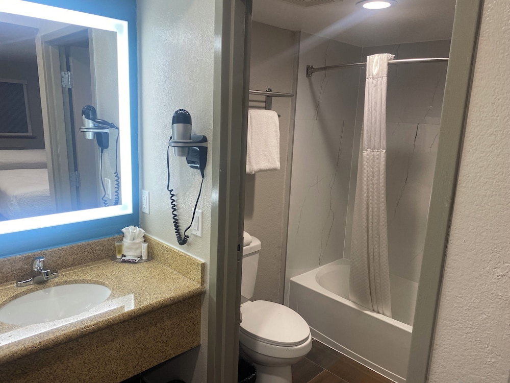 Days Inn By Wyndham El Paso West 47/50