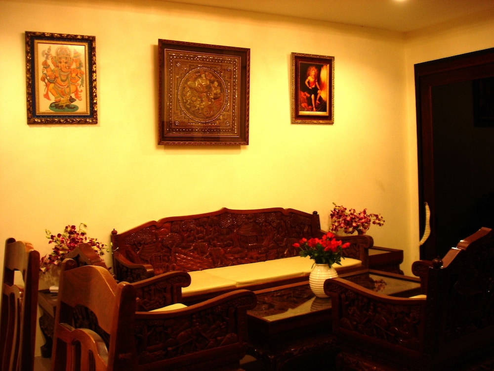 The Bang Khun Phrom Suites 19/36