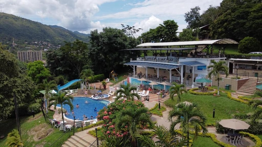 Villeta Resort Hotel 5/47