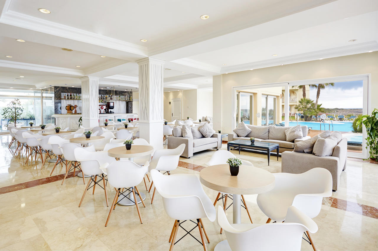 Grupotel Tamariscos 41/56
