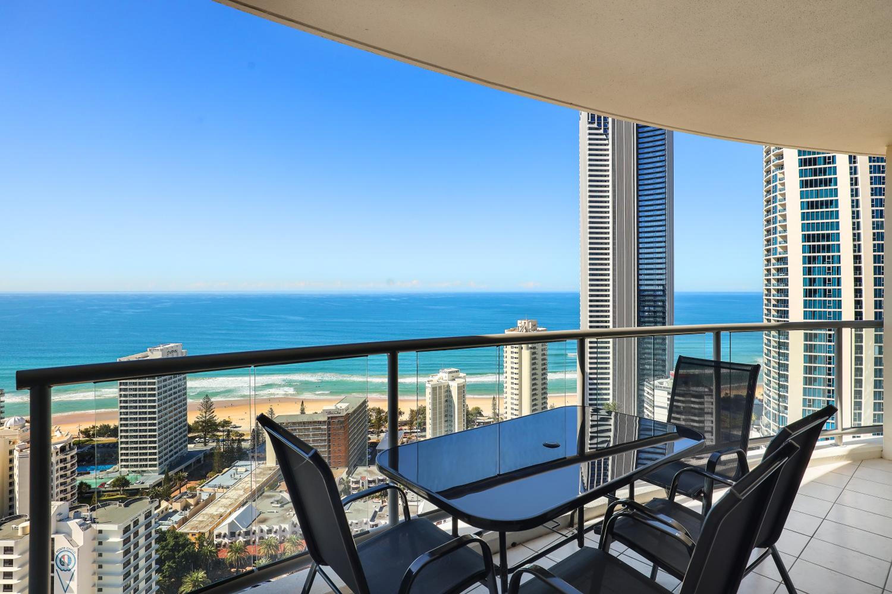 Surfers Paradise Private Apartments 55/59