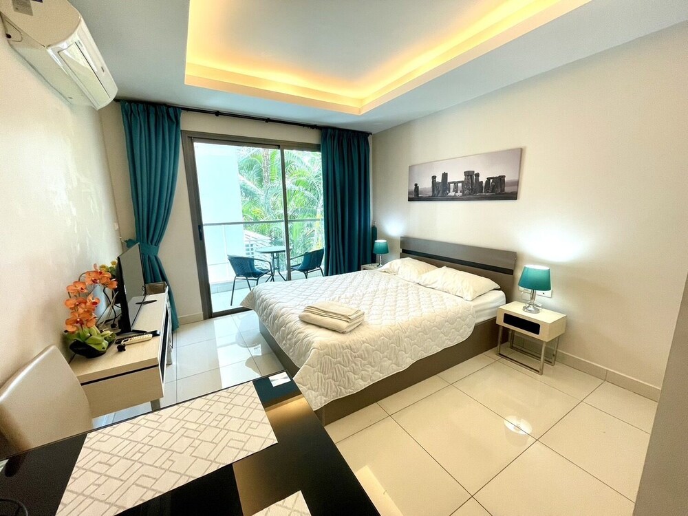 Water Park By Pattaya Sunny Rentals 10/50