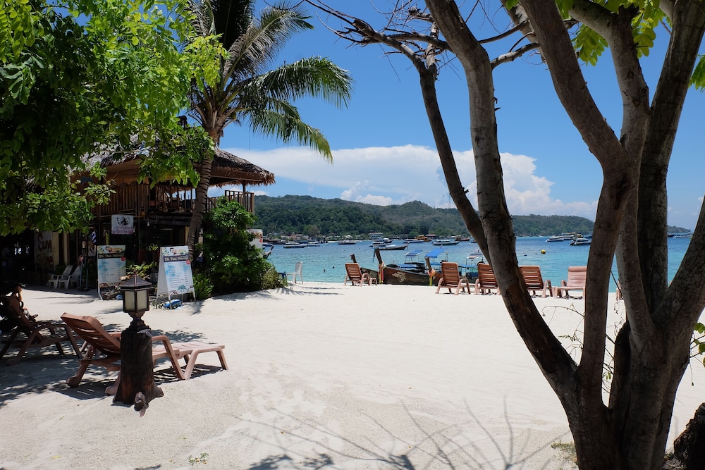 PHI PHI SAND SEA VIEW RESORT 49/57