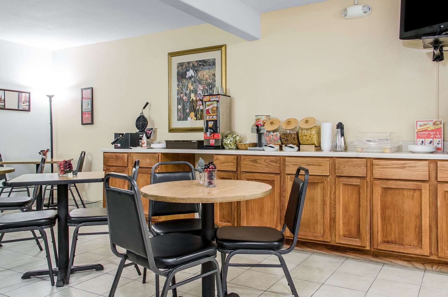 Days Inn by Wyndham Pocatello University Area 6/30