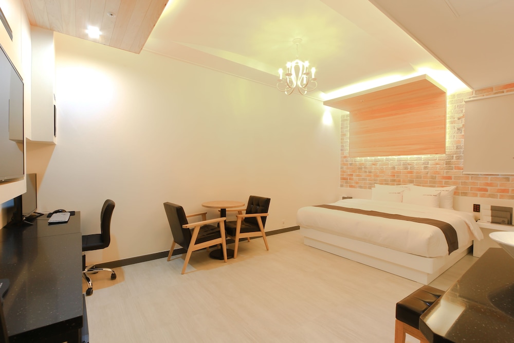 City Hotel G&G 14/45