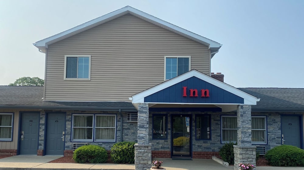 QUIET CORNER INN 5/53