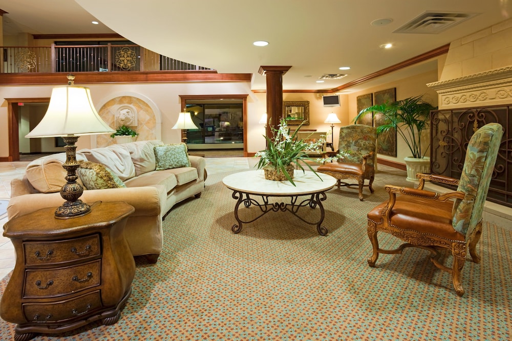 Holiday Inn Hotel Suites Minneapolis Lakeville 32/46