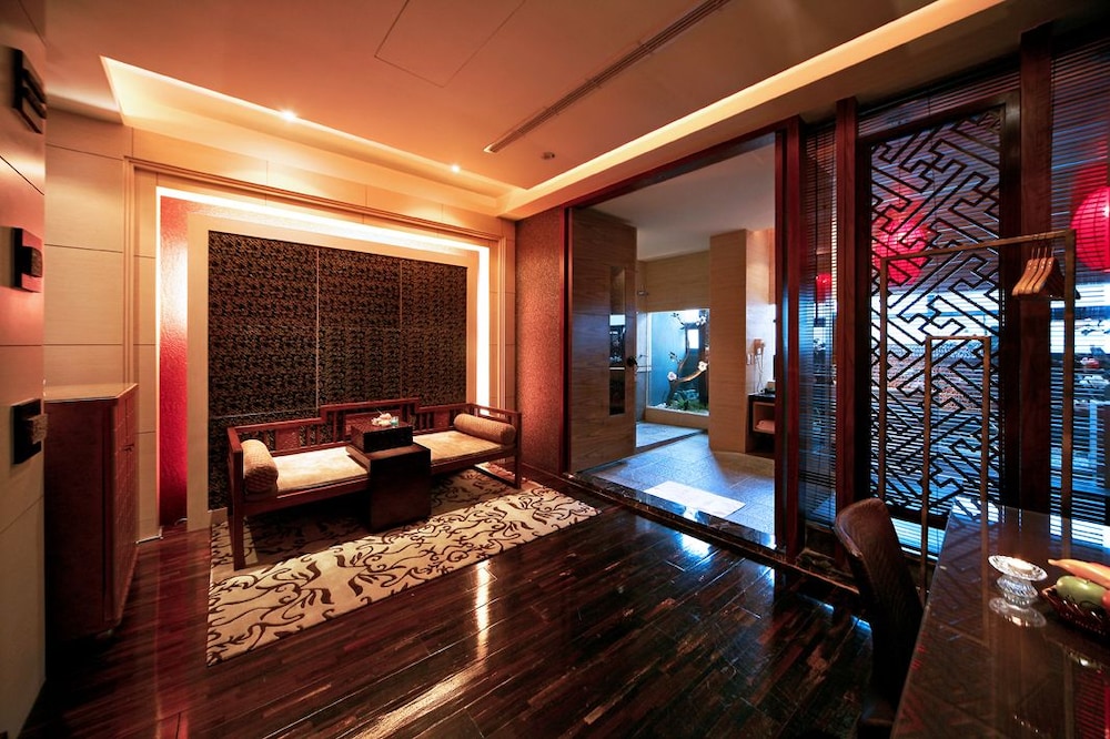 Fongchin Motel 32/44