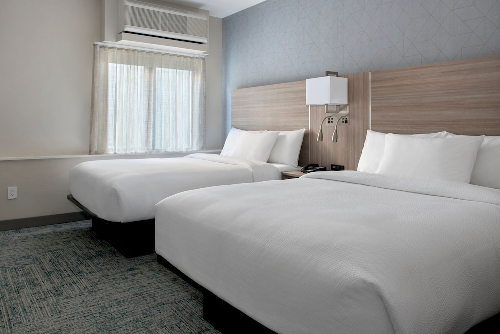 TownePlace Suites by Marriott New York Brooklyn 3/22