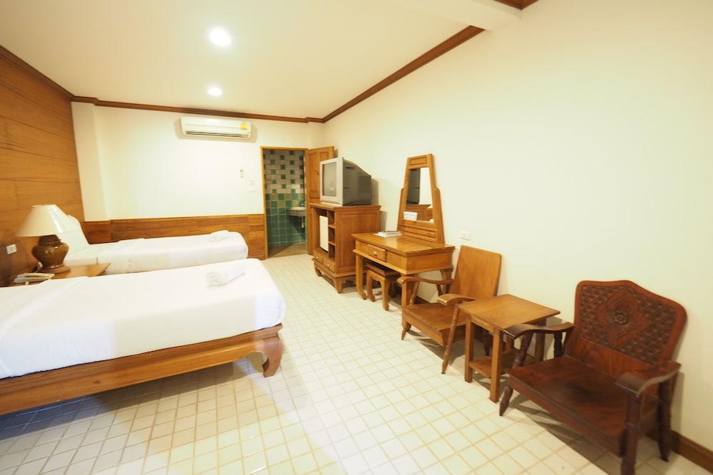 Fah Place Hotel 13/26