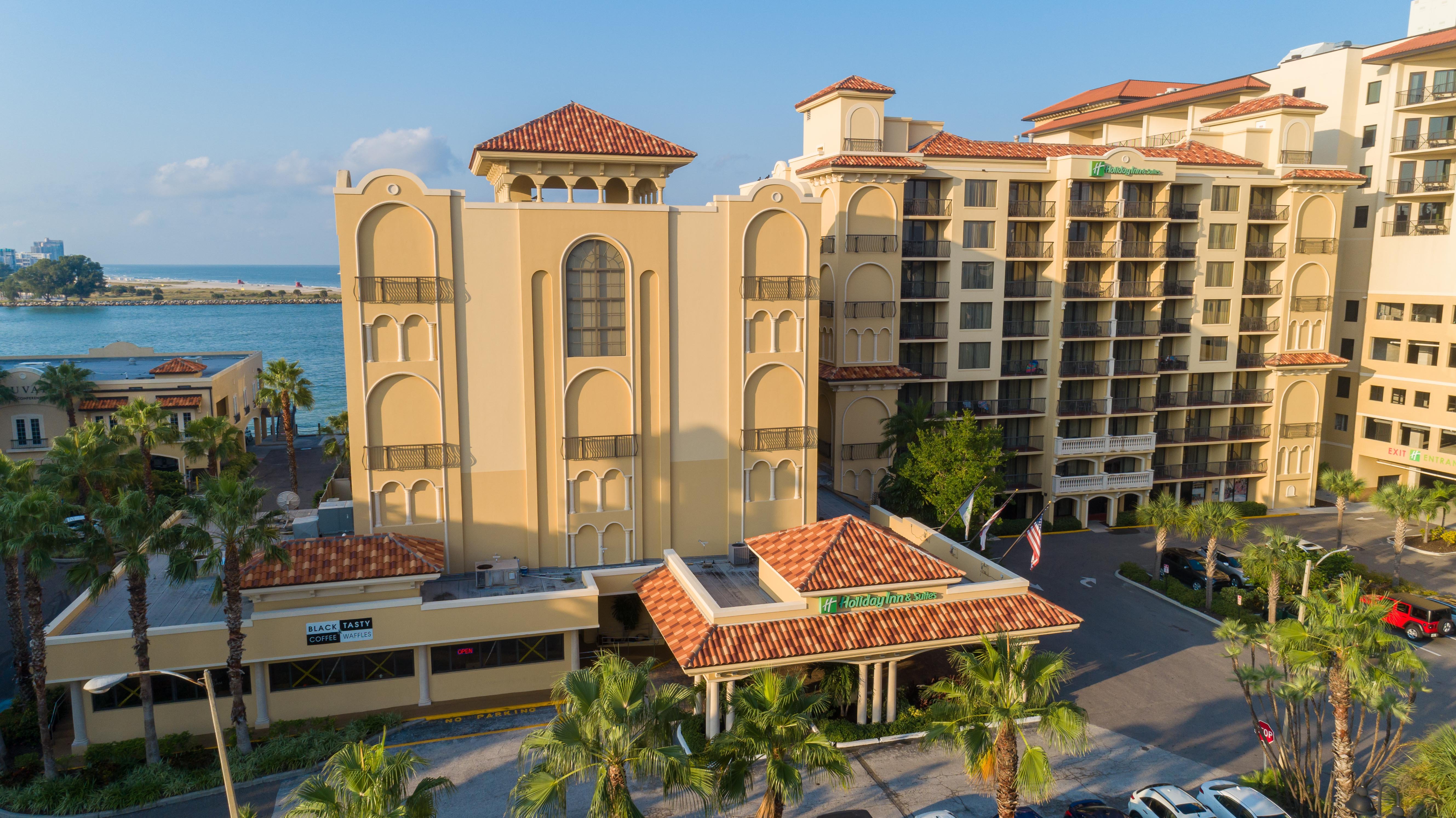 Holiday Inn Hotel and Suites Clearwater Beach 6/50
