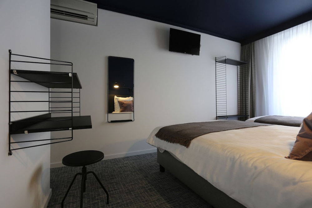 Hotel Lucien 17/43
