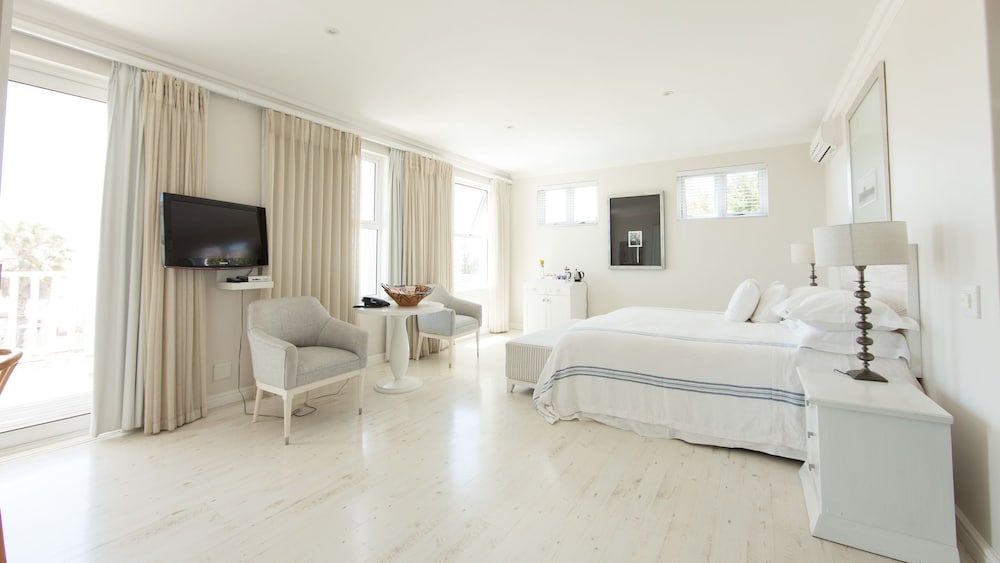 Sea Five Boutique Hotel 12/61