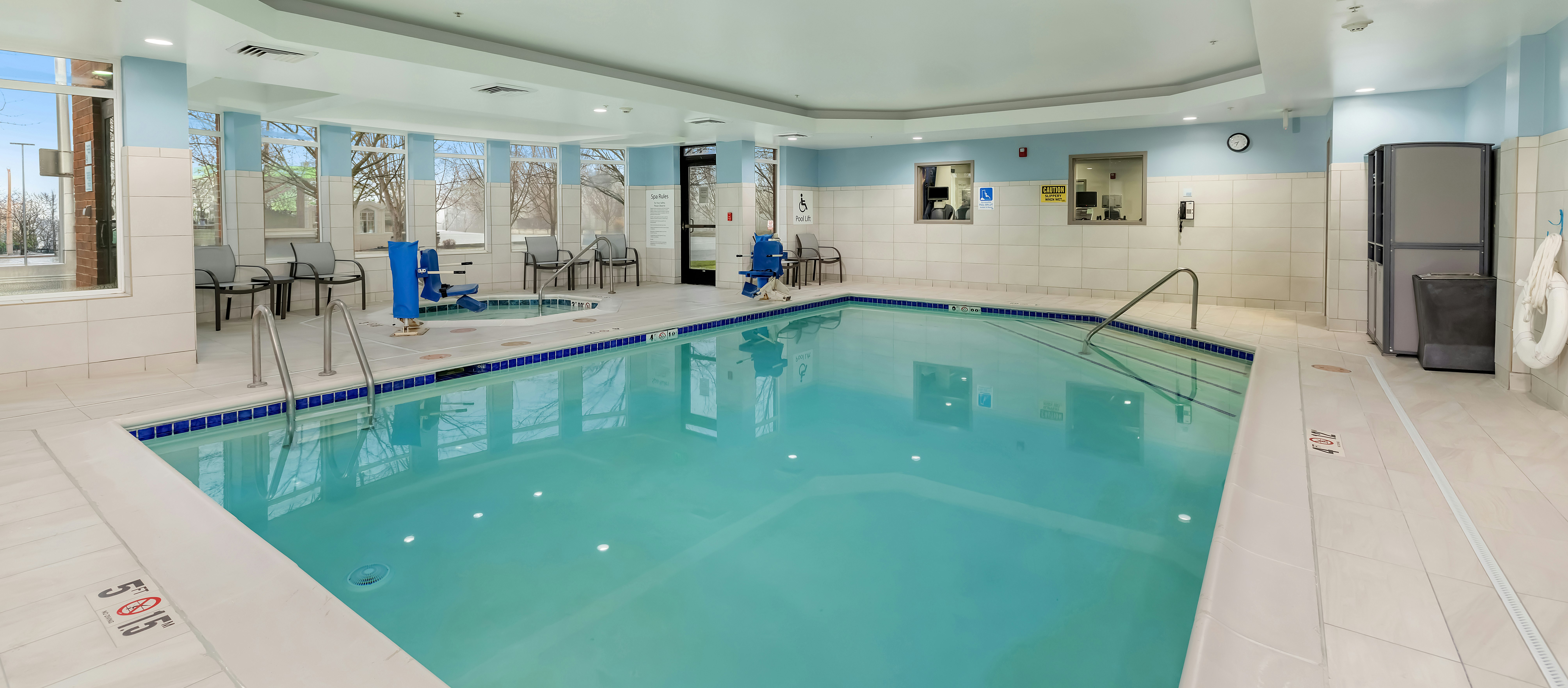 Holiday Inn Express Hotel And Suites Medford Central Point 48/80