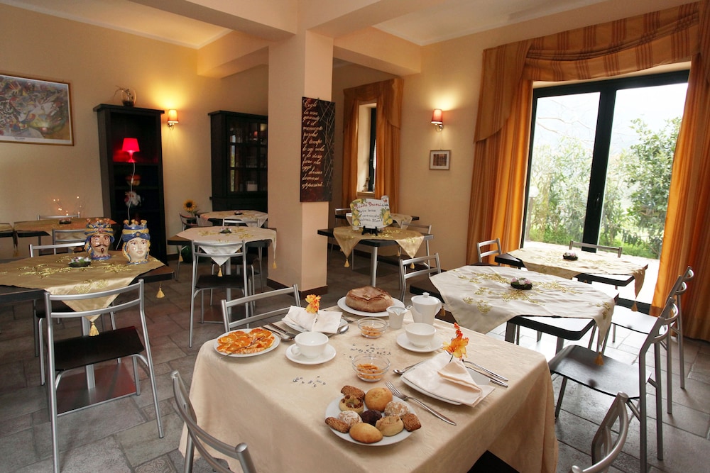 CASALE ROMANO RESORT 33/50