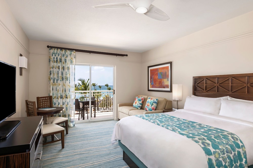 Marriotts Aruba Surf Club 18/68