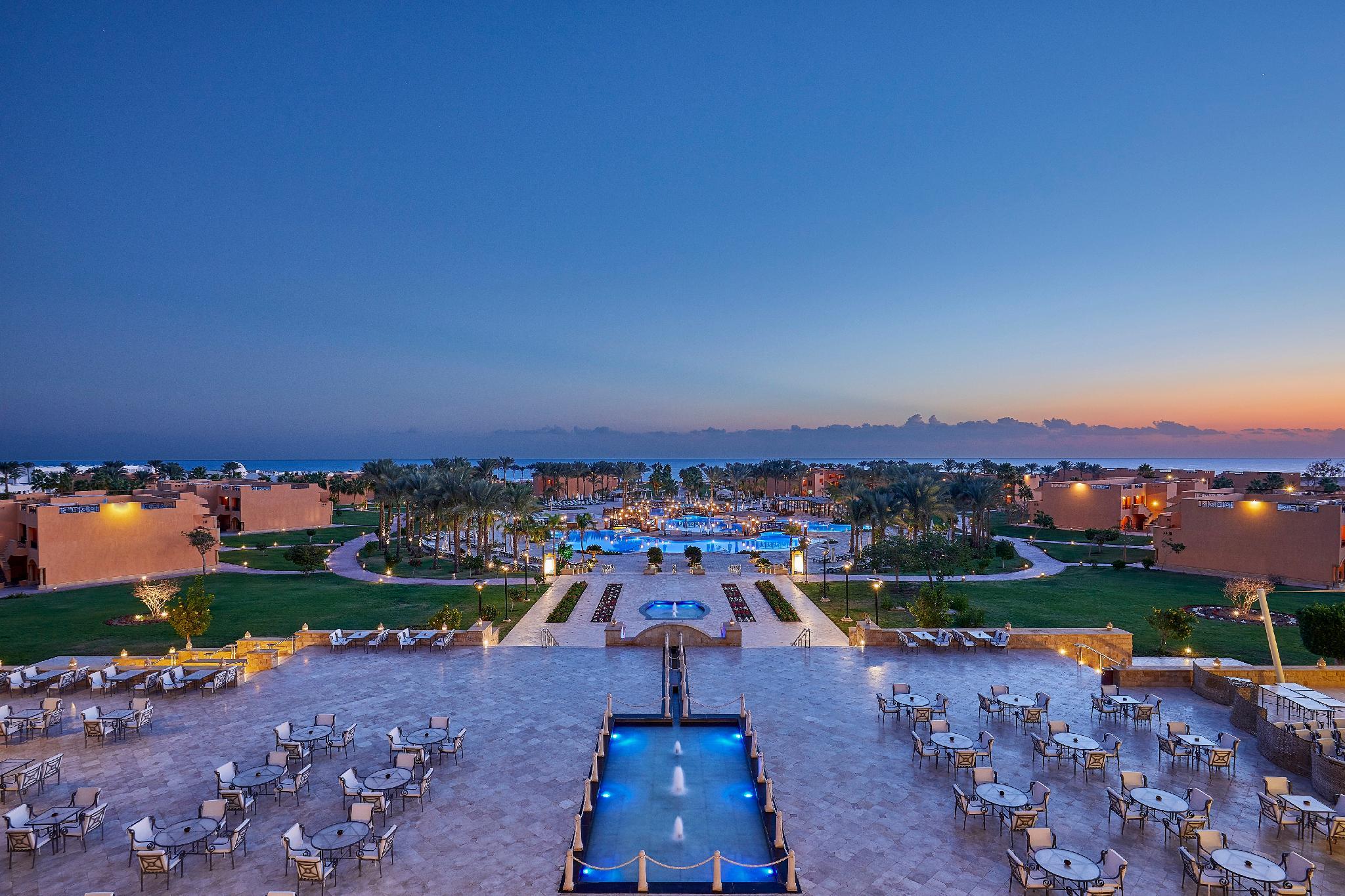 SUPERIOR POOL VIEW