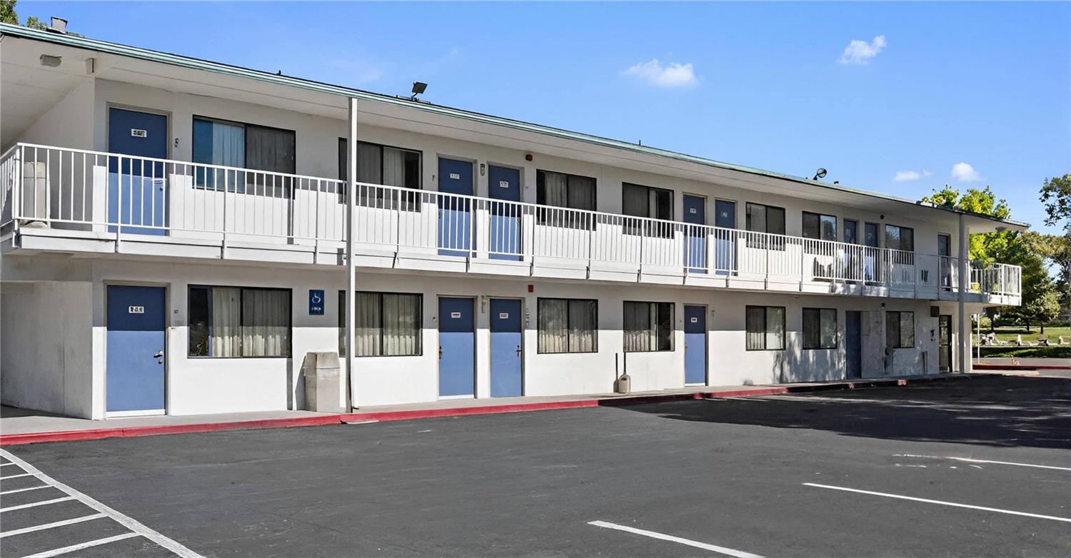 Park Inn by Radisson, Winnemucca 7/8