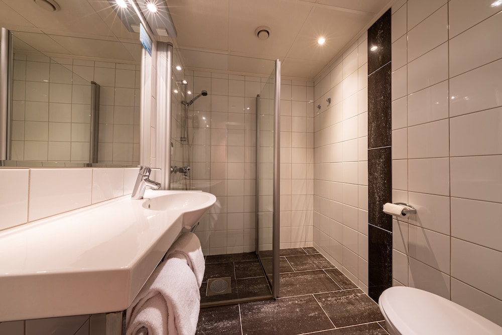 STOREFJELL RESORT HOTEL 48/50