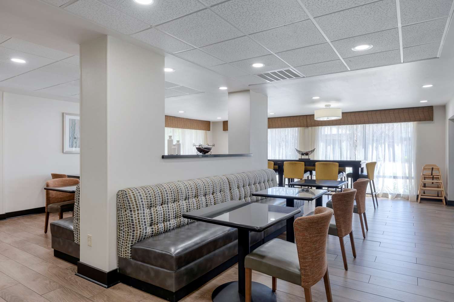 Comfort Inn Sherman - Denison Area 8/15