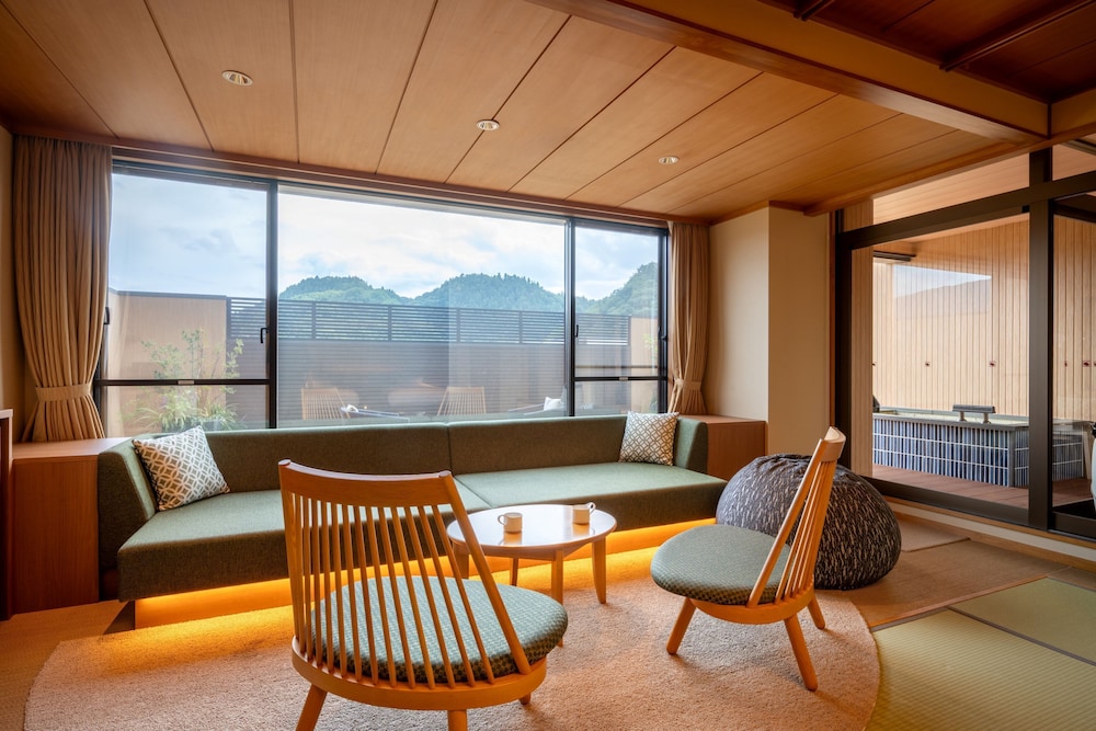 Hohoemi no Yado Takinoyu Hotel 53/77
